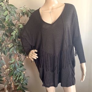 Color Works Fringed V-neck Long Sweater Size Medium